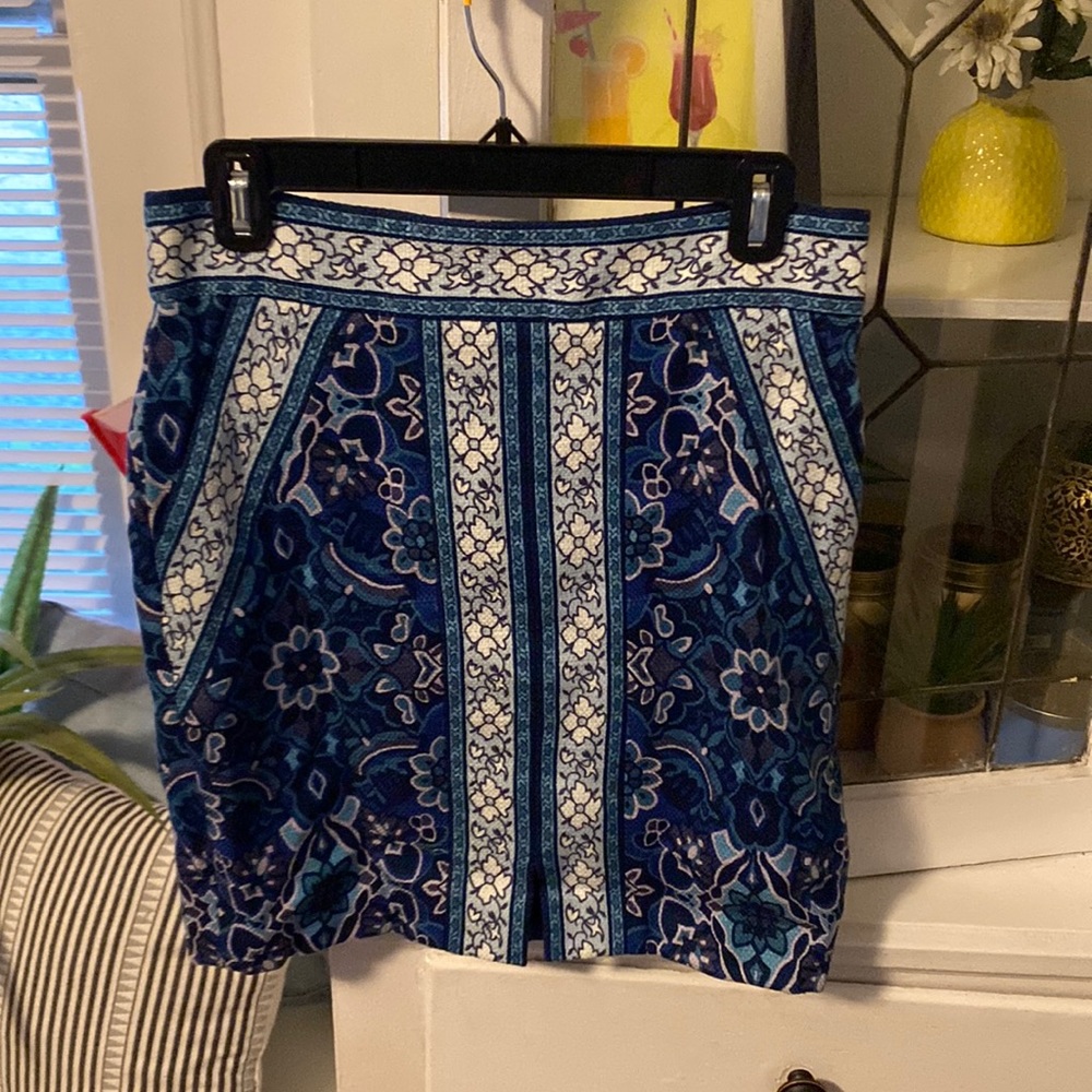 Ann Taylor Loft Skirt Size 4 NEVER BEEN WORN